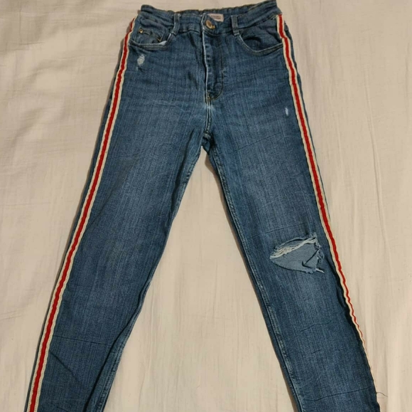 Zara Trafaluc Red Stripe Skinny Distressed Jeans - Picture 4 of 7